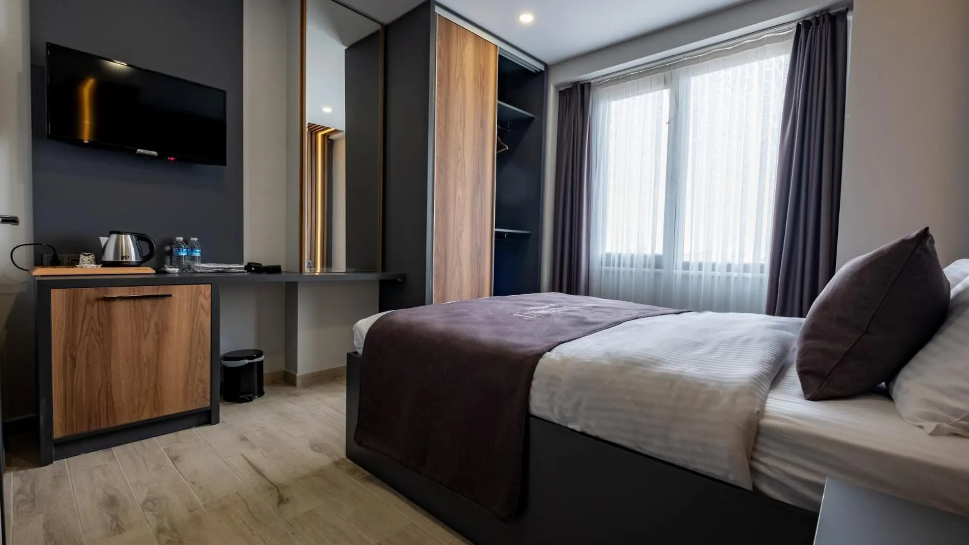 Fly Point Airport Hotel Arnavutkoy